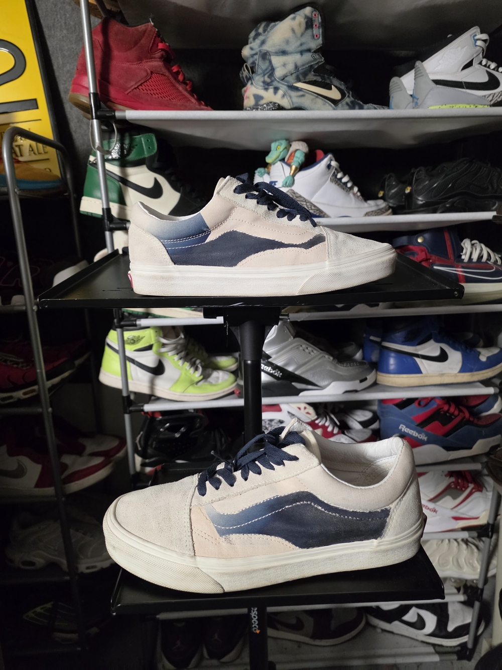 🔥 Vans Men's Size 8 Old Skool-Style Suede & Canvas Sneakers in Navy and Cream